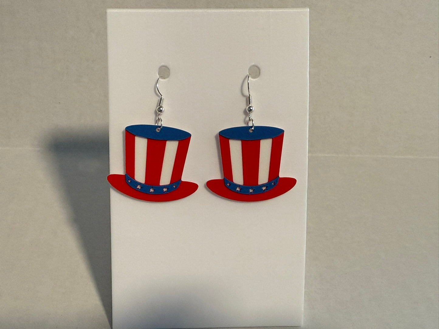 Star-Spangled Style: 3D Printed Patriotic Hat with stripes earrings