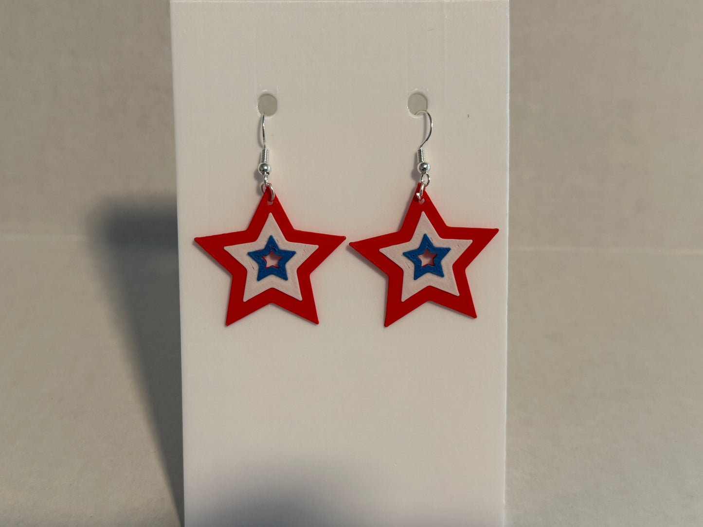Patriotic Star Dangle Earrings: Show Your American Pride